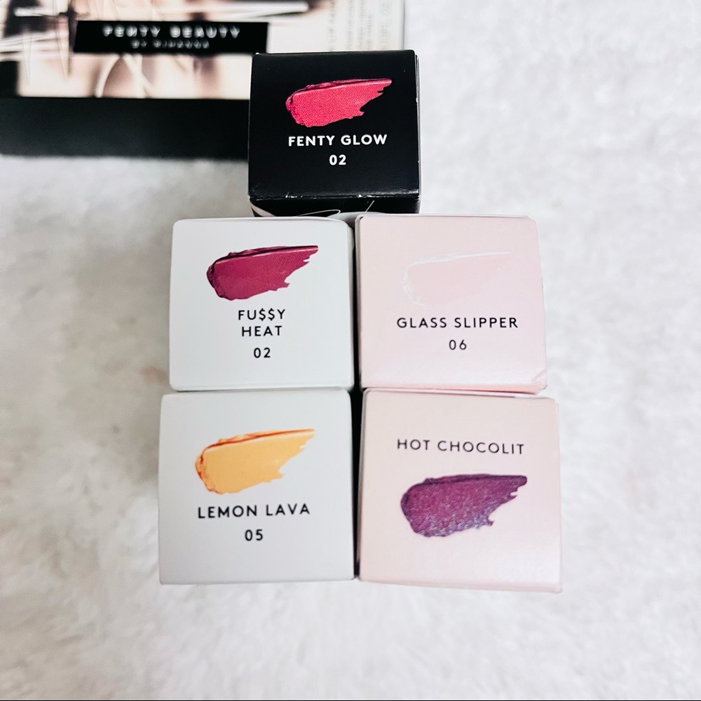 SOLD!!!! 🌹HOST PICK🌹✨FENTY BEAUTY LARGE BUNDLE ALL NIB✨ - Picture 16 of 16